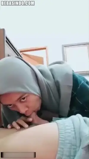 Bokep Jilbab Cantik Toge Servis Pacar Sampe Crott